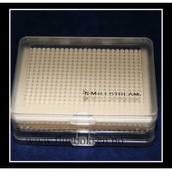 Liten Gjennomsiktig flueboks med Nubbytack 